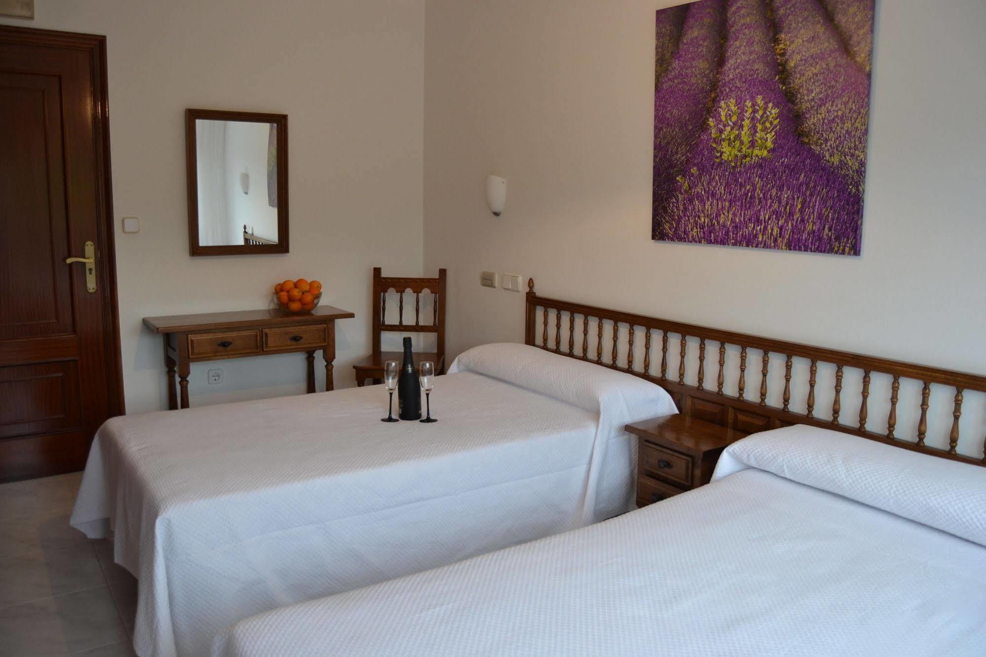 Hostal Pereirina 쎄 외부 사진